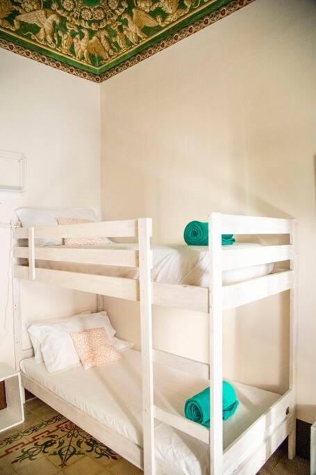 Mitha'S Rooms Catania Eksteriør bilde